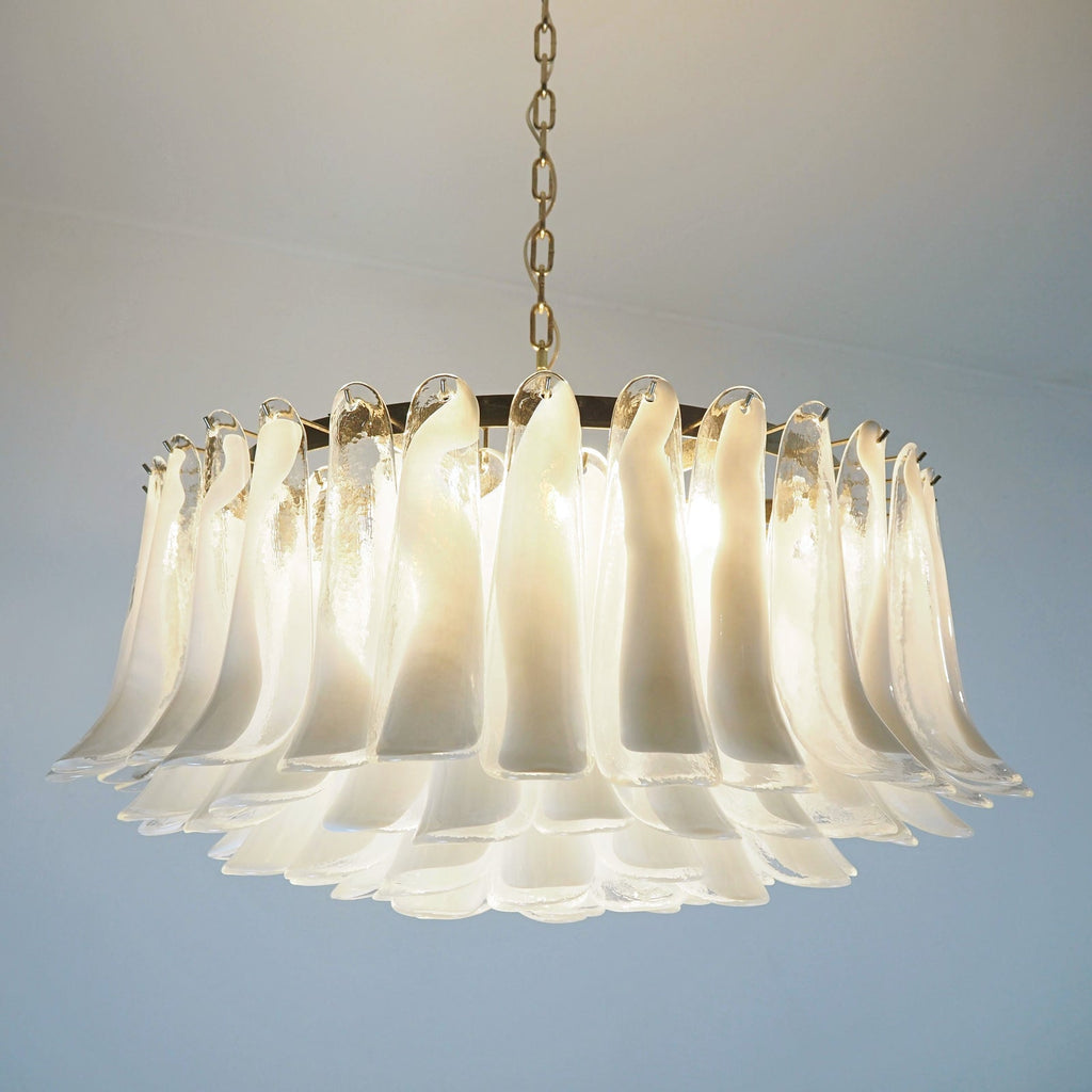 Aurora Chandelier Pétale en Verre de Murano Blanc Élégant - Neutralighting