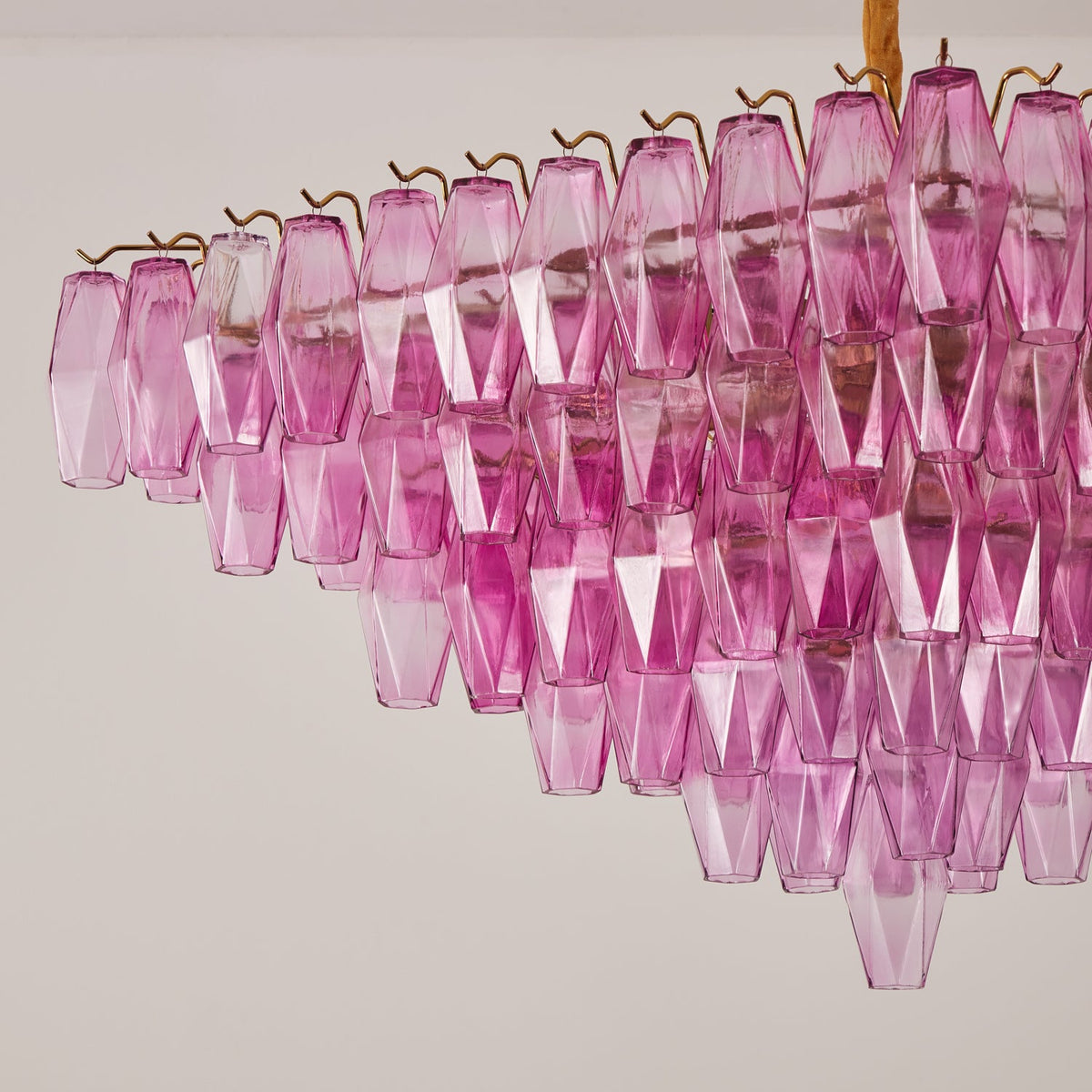 Aurora Lustre Fuchsia Prisme Inversé Pyramide - Neutralighting