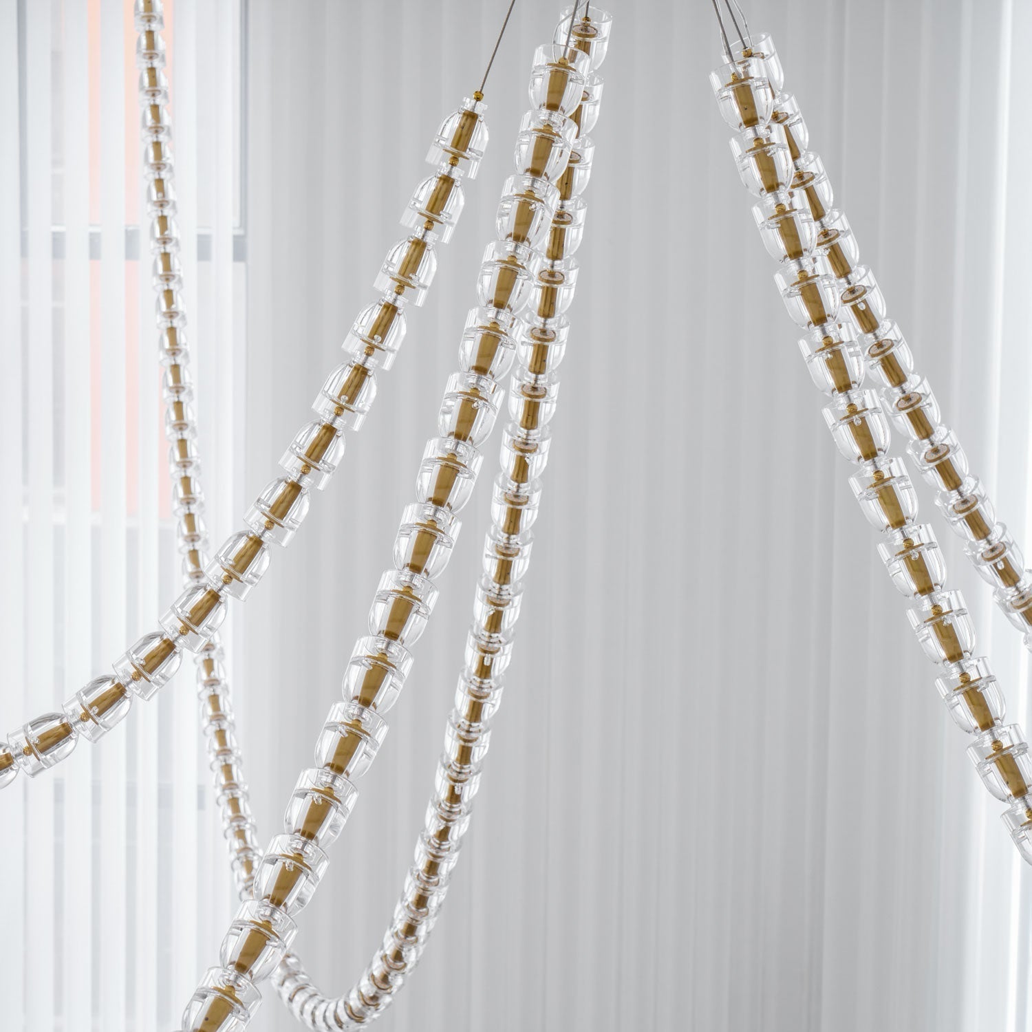 Lustra Chandelier Cristal Doré LED 3-Lignes - Neutralighting