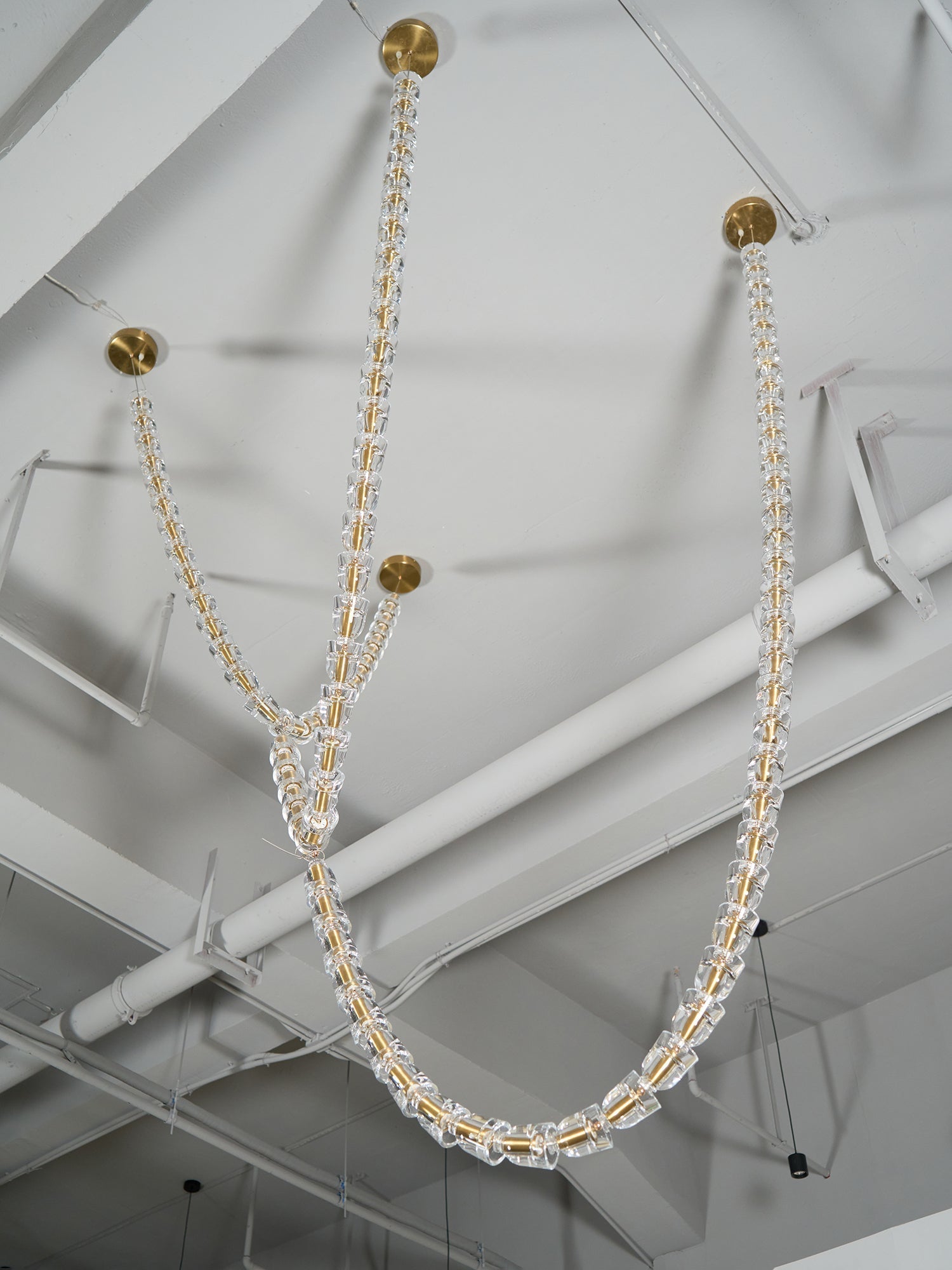Lustra Chandelier Cristal Doré LED 3-Lignes - Neutralighting