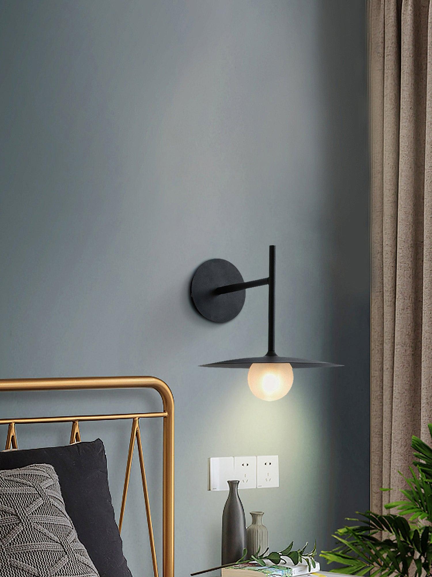 Orsilus Vintage Industrial Plug-In Wall Lamp - Neutralighting