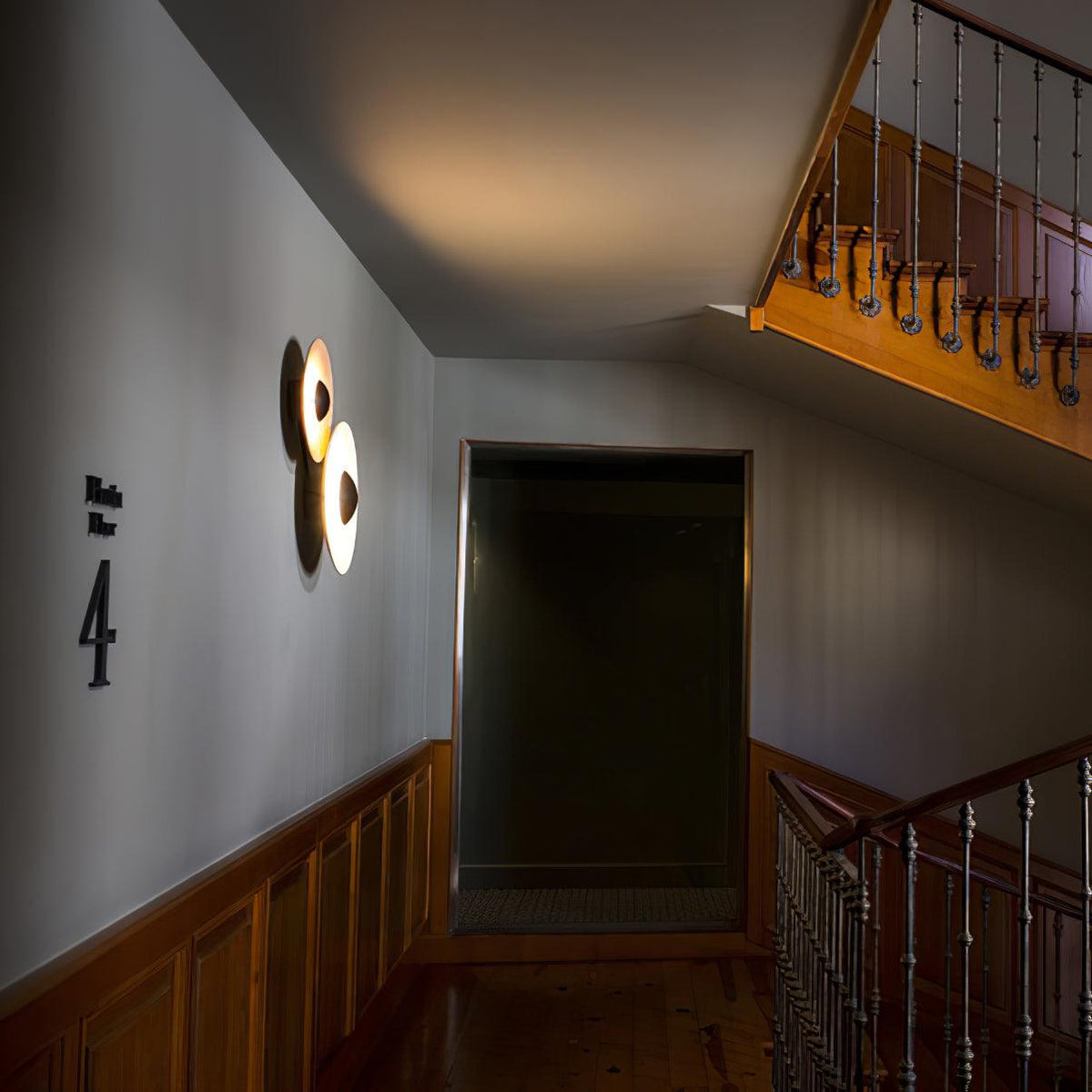 Erlirora Simplicity Glow Plug-in Wall Light - Neutralighting