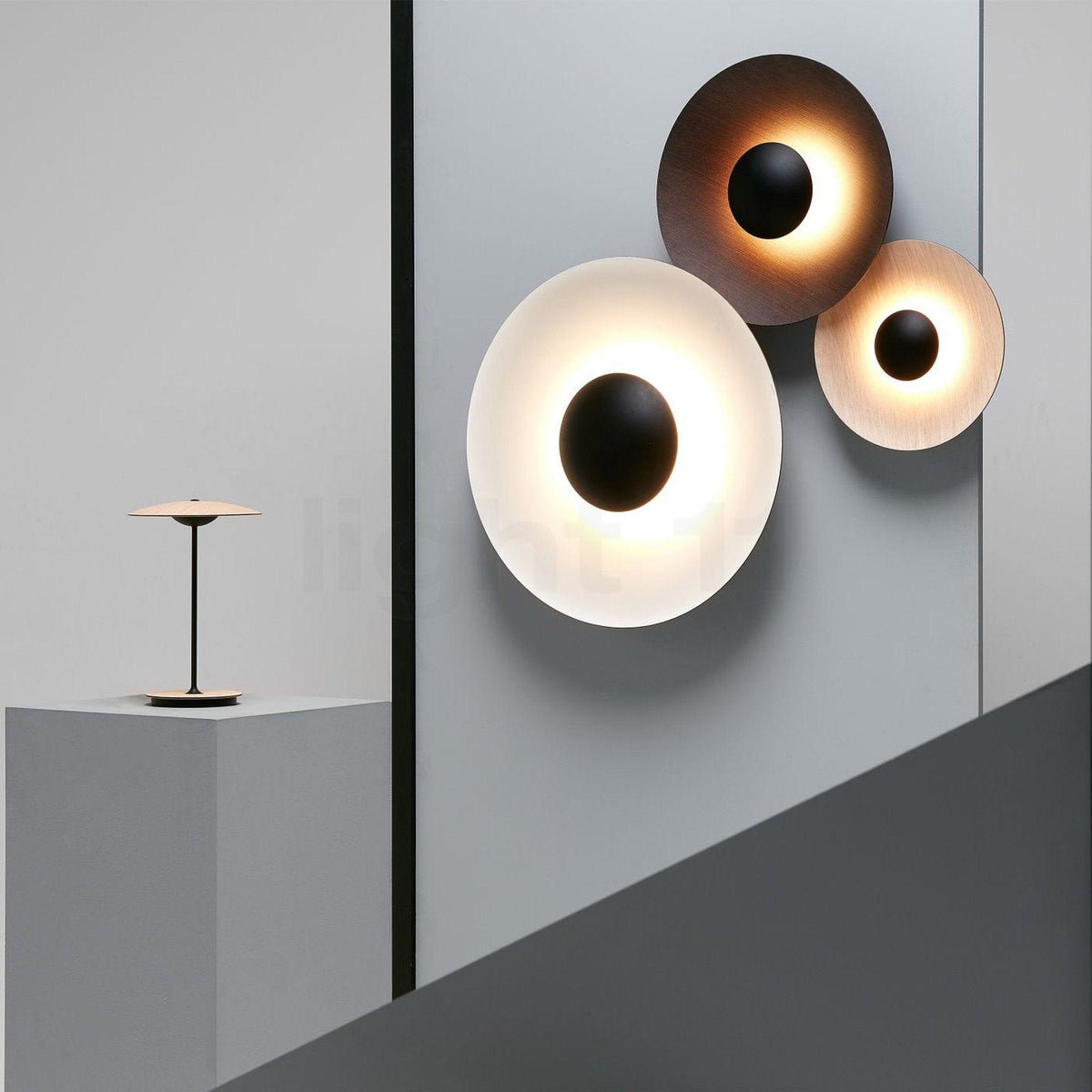 Erlirora Simplicity Glow Plug-in Wall Light - Neutralighting