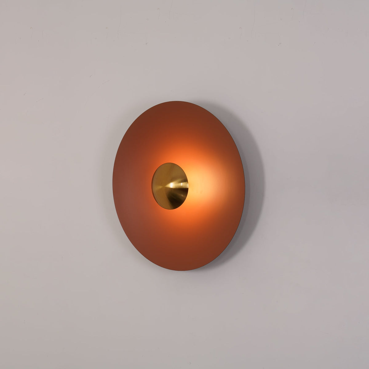 Erlirora Simplicity Glow Plug-in Wall Light - Neutralighting