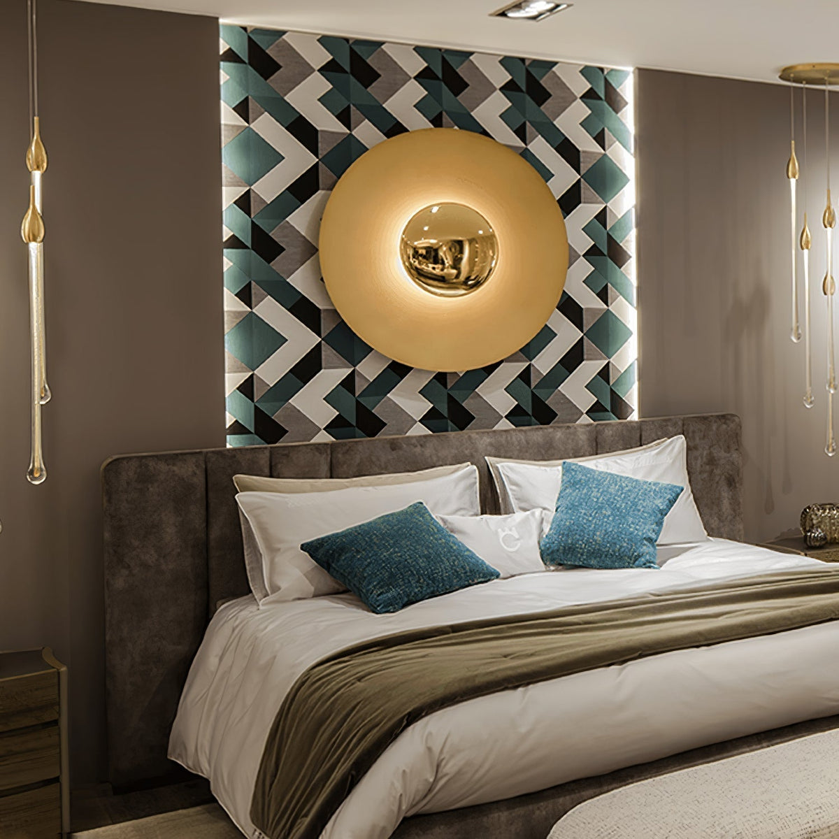 Erlirora Simplicity Glow Plug-in Wall Light - Neutralighting