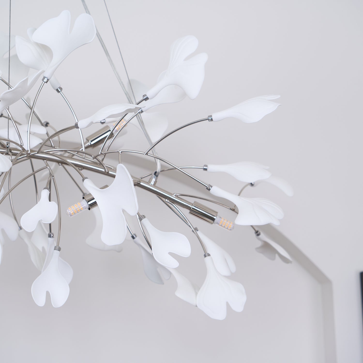Arux Lustre Ginkgo Art Déco Courbé Vers le Bas - Neutralighting
