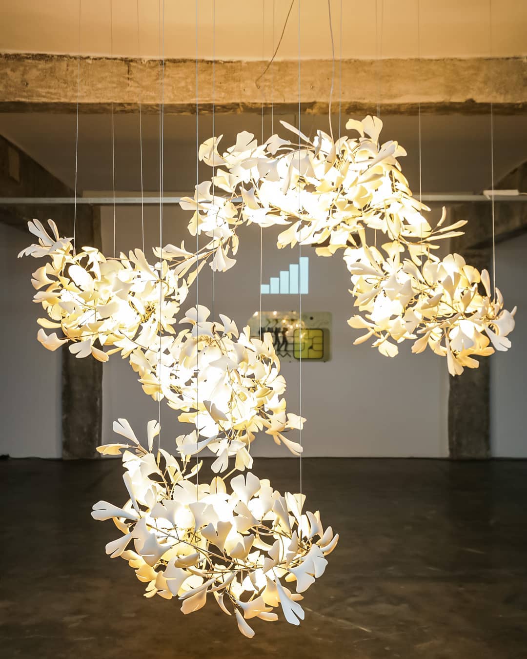 Olivia Céramique Gingko Feuille Lustre - Neutralighting
