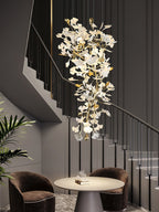Olivia Chandelier Céramique Gingko Luxe Escalier d'Hôtel - Neutralighting