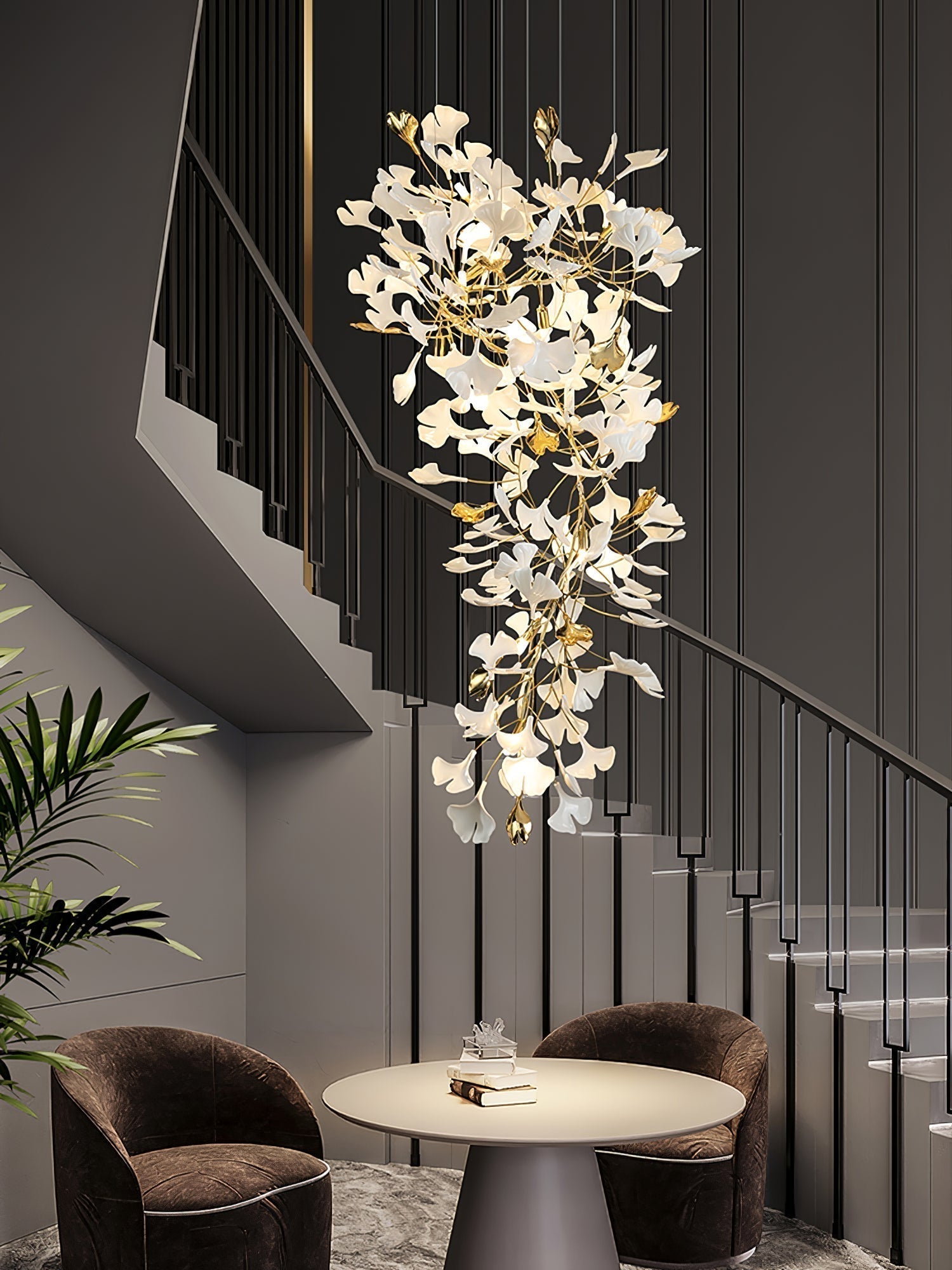 Olivia Chandelier Céramique Gingko Luxe Escalier d'Hôtel - Neutralighting