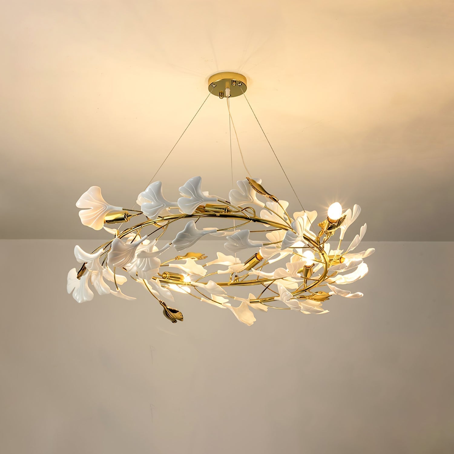 Olivia Chandelier Céramique Gingko Luxe Escalier d'Hôtel - Neutralighting