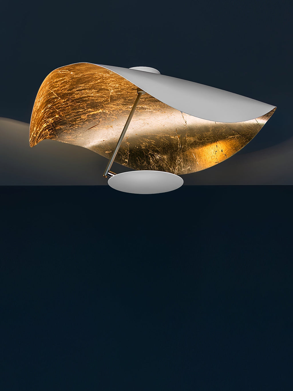 Solara Plafonnier Abat-jour Courbé et Intérieur Doré - Neutralighting