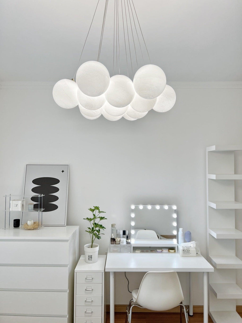 Lustra Chandelier en Verre avec Guirlande en Verre Dépoli - Neutralighting