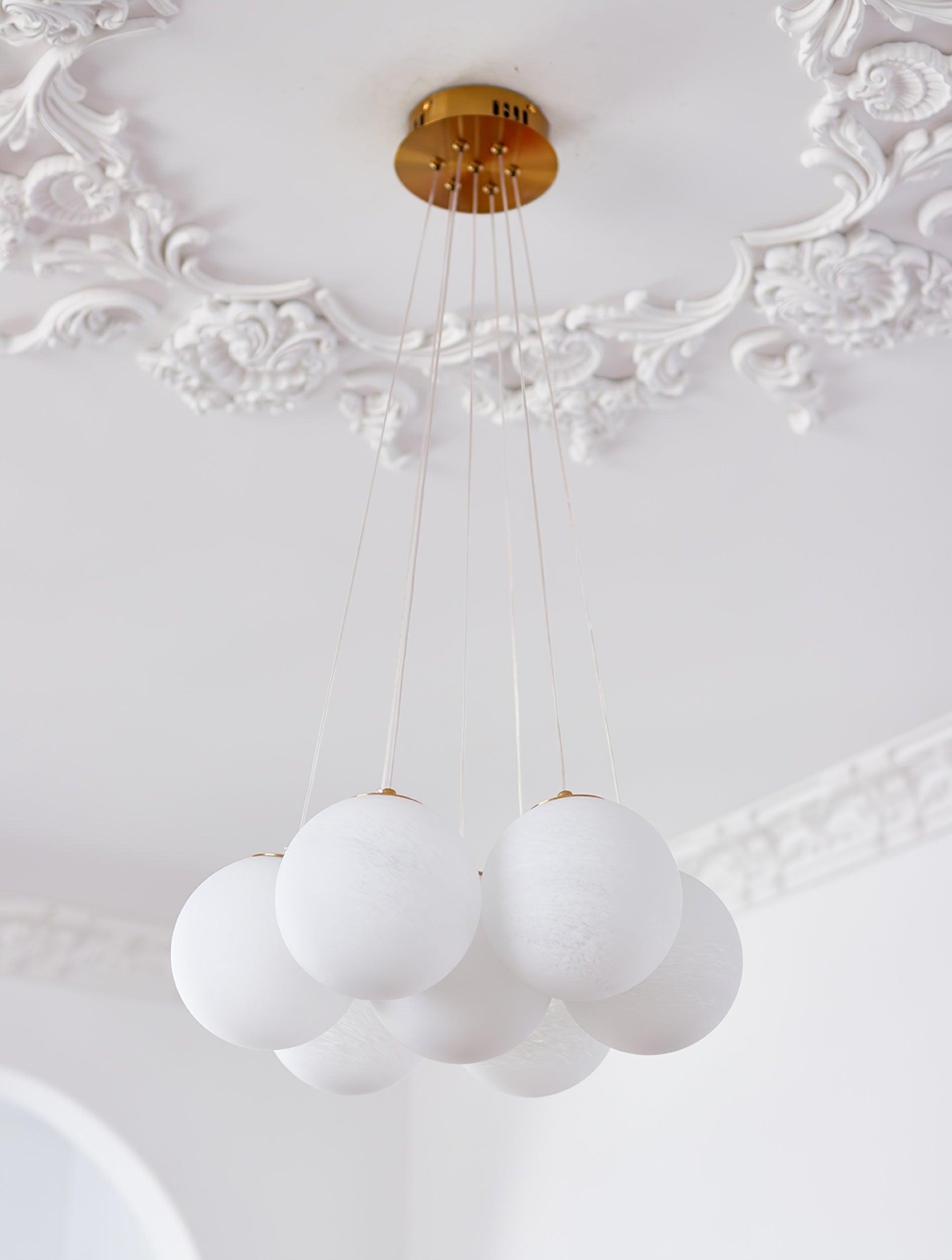 Lustra Chandelier en Verre avec Guirlande en Verre Dépoli - Neutralighting