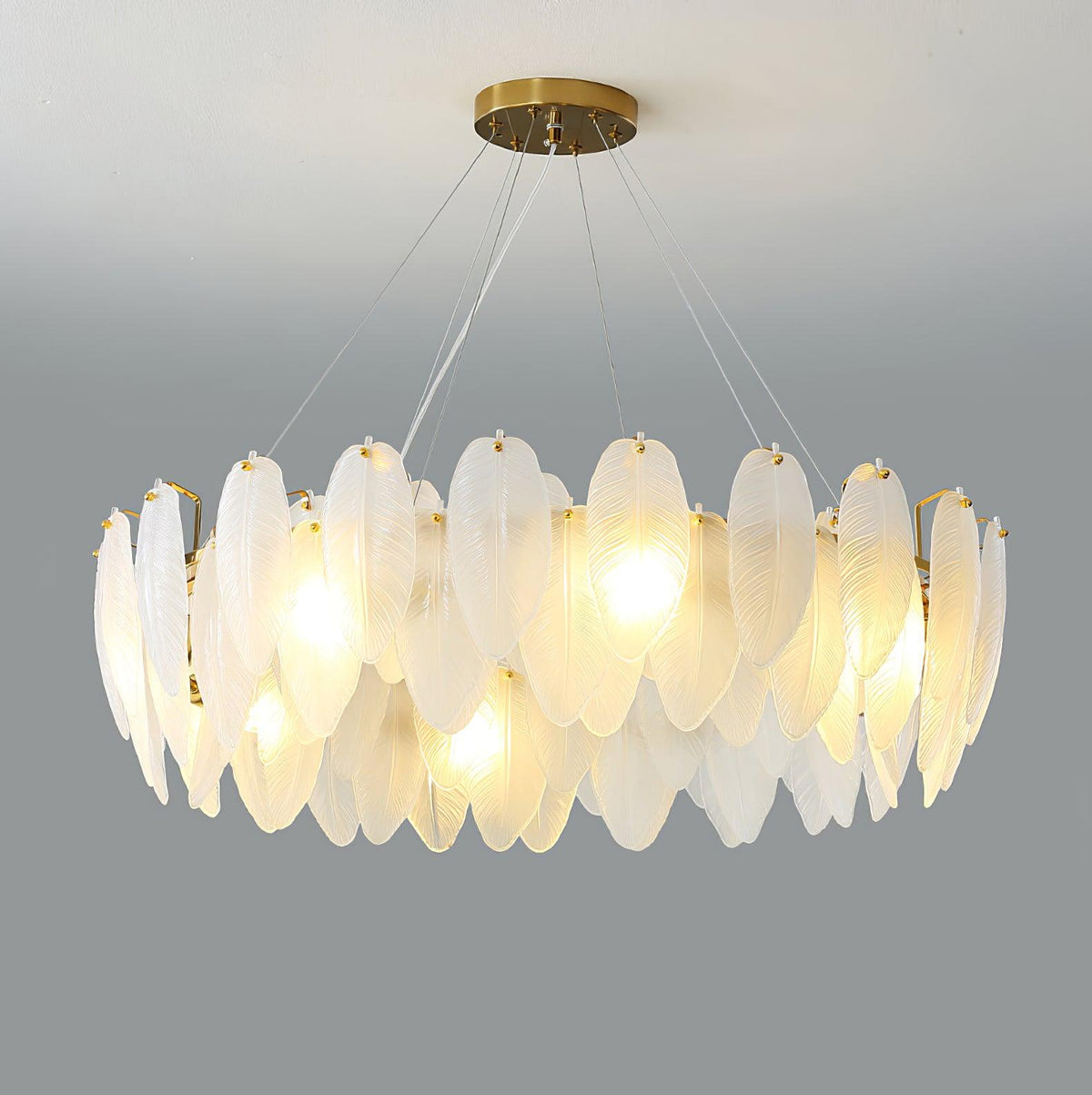 Lustra Chandelier en Plumes et Verre Givré Superposé - Neutralighting