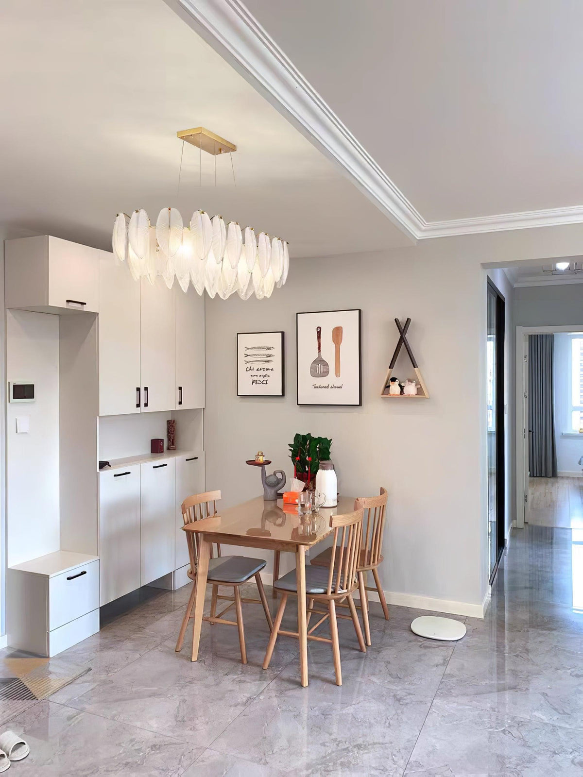 Lustra Chandelier en Plumes et Verre Givré Superposé - Neutralighting