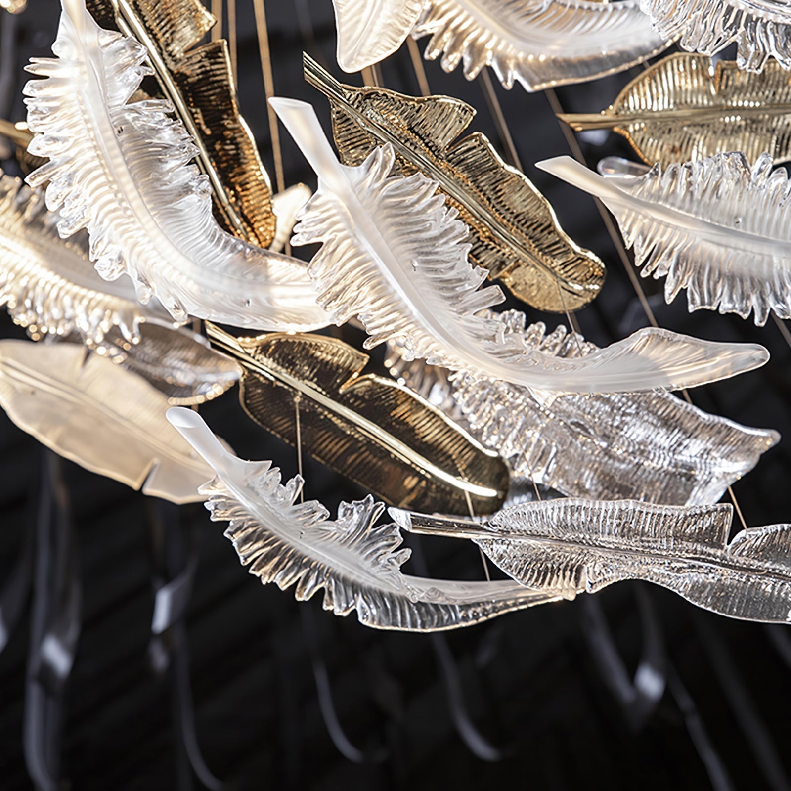 Aetherial Chandelier Feuille en Verre - Neutralighting