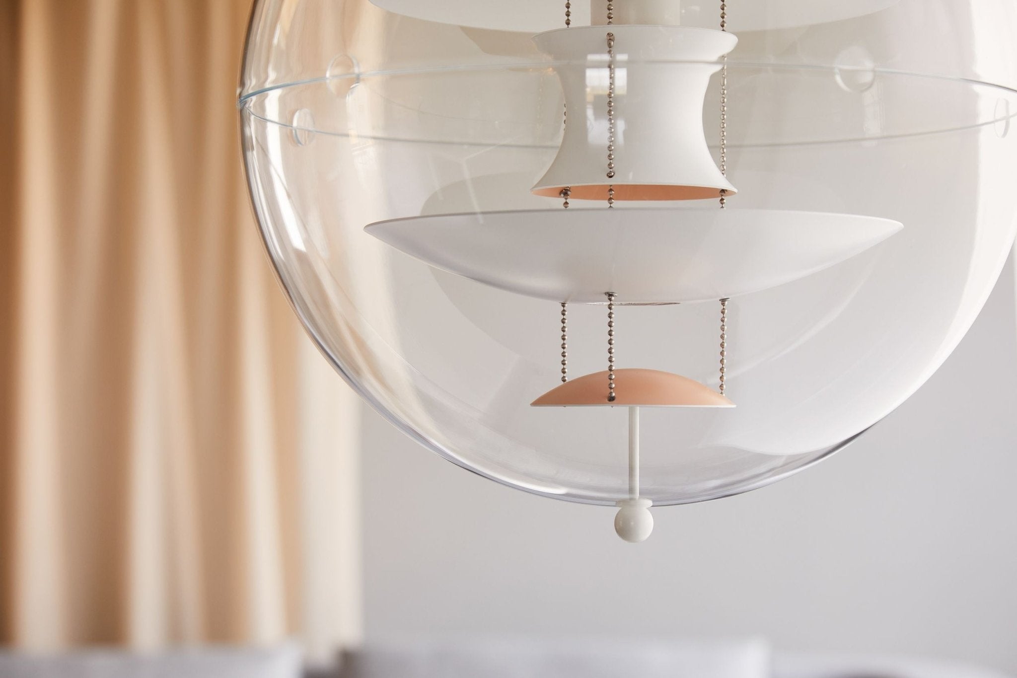 Caleca Suspension Futuriste - Neutralighting