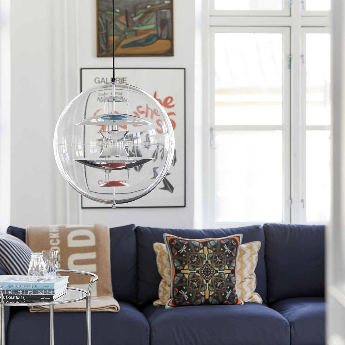 Orlaeen Lampe suspendue Globe en métal et acrylique à créativité individuelle - Neutralighting
