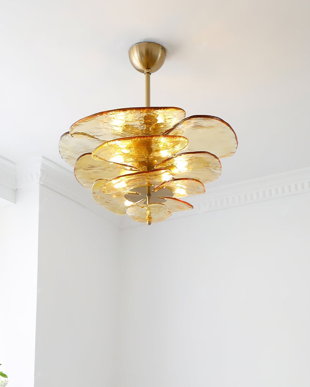 Aurora Chandelier Pétale en Verre Murano Doré Luxe - Neutralighting