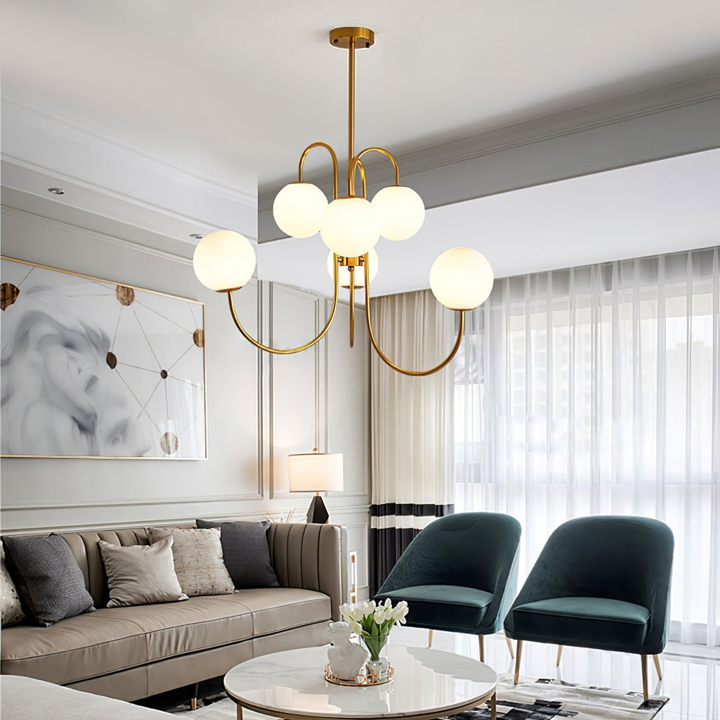 Lustra Chandelier en Laiton avec Globe et Bras Courbés - Neutralighting