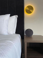 Tivral Lampe Murale Minimaliste en Laiton - Neutralighting