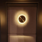 Tivral Lampe Murale Minimaliste en Laiton - Neutralighting