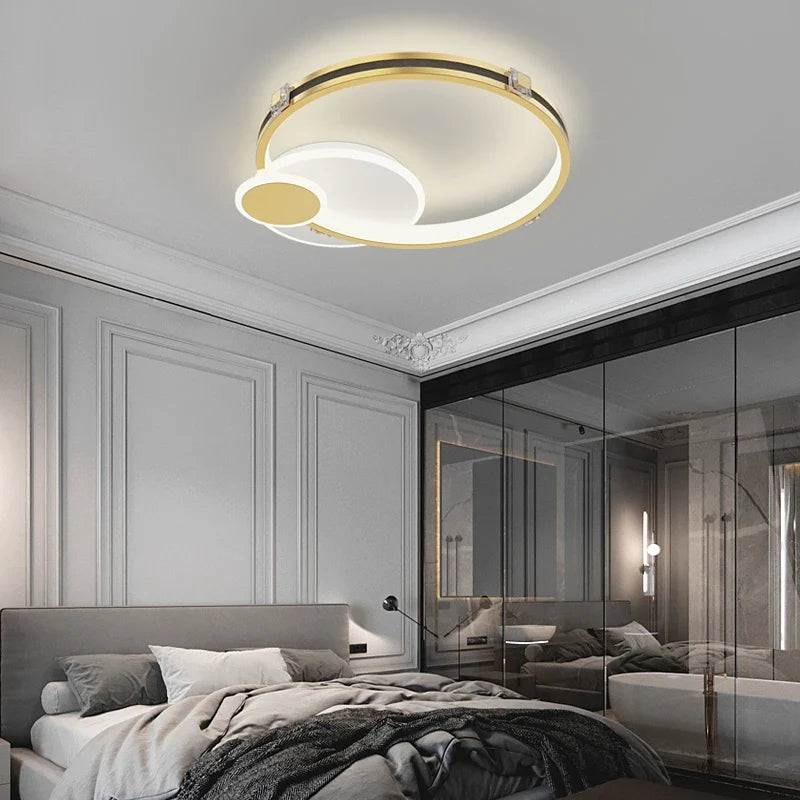 Plafonnier led design idéal pour tous les espaces intérieurs Maxence Clarté en Aluminium - Lignes Dessinées & Décor Raffiné