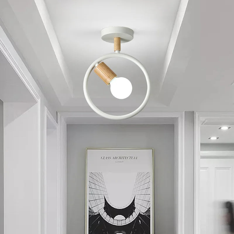 Plafonnier — Simple nordique pour couloir et escalier
