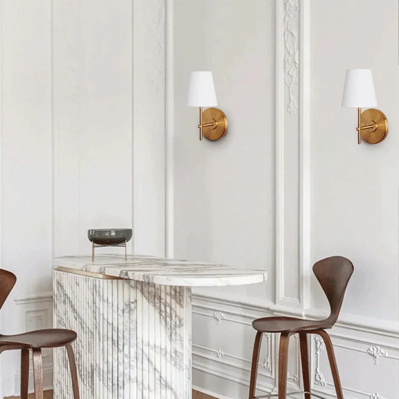 Applique d'intérieur design en tissu pour décoration élégante Eulalie Mirage - Matière Délicate & Présence Singulière
