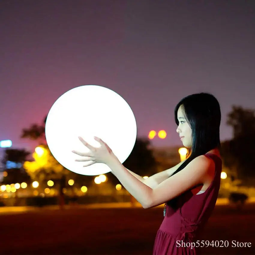 Lampadaire — LED moderne à boules pour décoration intérieure et extérieure