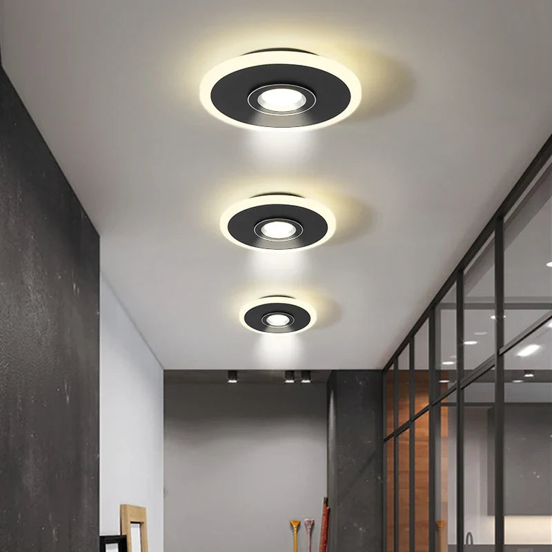 Plafonnier Acrylique LED à spots Solange Élan - Une Présence Décorative Affirmée