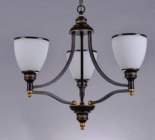 Lustre — Classique en fer et verre pour décoration intérieure
