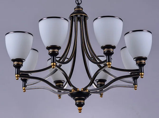 Lustre — Classique en fer et verre pour décoration intérieure