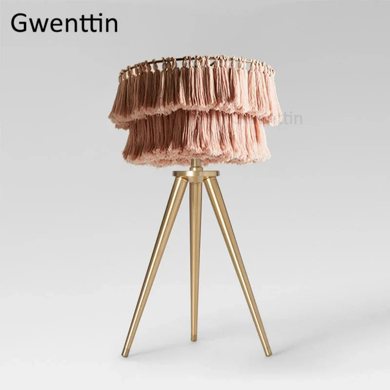 Lampadaire — Créatif en fil de soie avec trépied nordique décoratif