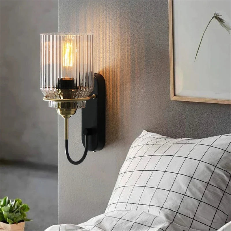 Applique murale entonnoir style nordique pour décoration intérieure Béatrice Rivage en Verre - Le Charme du Verre dans le Décor