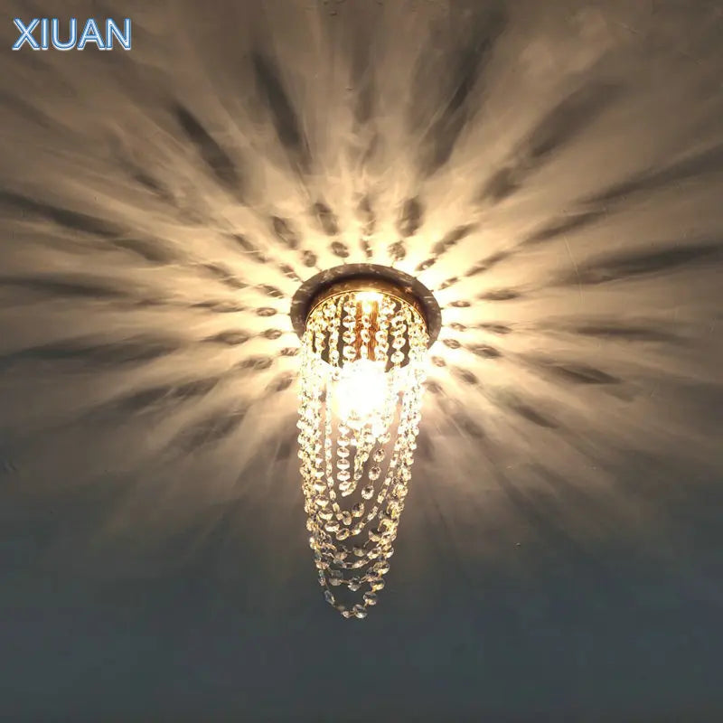 Plafonnier de montage en surface led de luxe européen Inès Arpège en Cristal - Jeux de Reflets & Présence Raffinée