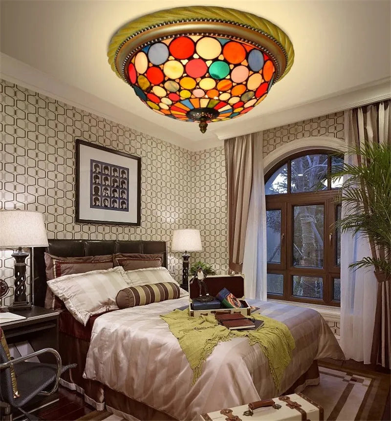 Plafonnier en vitrail style méditerranéen pour extérieur et intérieur Cléa Cime en Verre - Reflets Subtils & Décor Raffiné