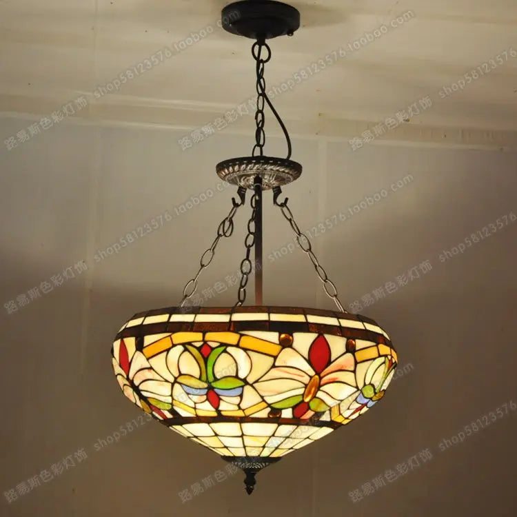 Lustre — Rétro style européen lampes tiffany pour décoration intérieure