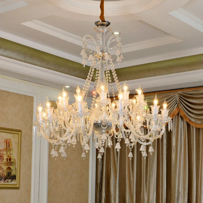 Lustre — En cristal à LED pour un éclairage de luxe modernisé
