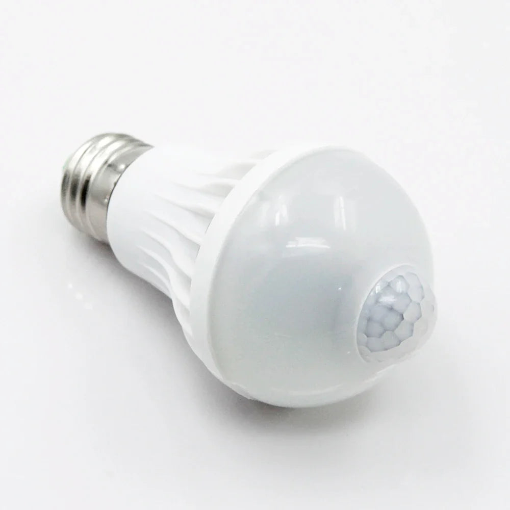 capteur de mouvement infrarouge avec lampe à led intelligente