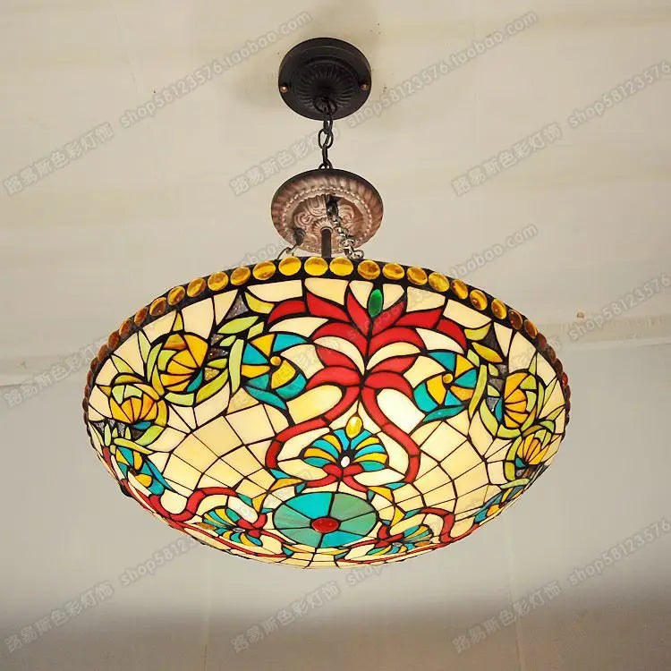 Lustre — Décoratif européen pour bar et restaurant