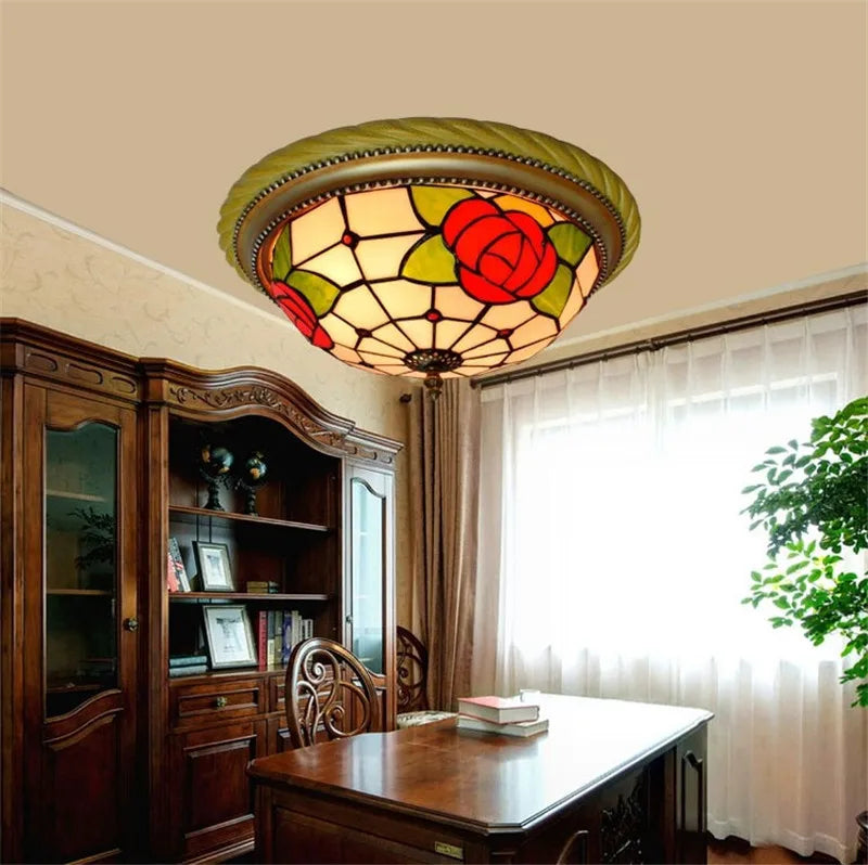 Plafonnier en vitrail style méditerranéen pour extérieur et intérieur Cléa Cime en Verre - Reflets Subtils & Décor Raffiné