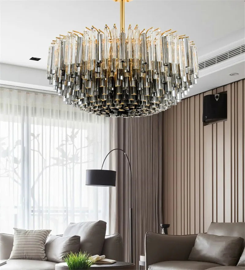 Lustre — En verre cristal design post-moderne pour décoration intérieure