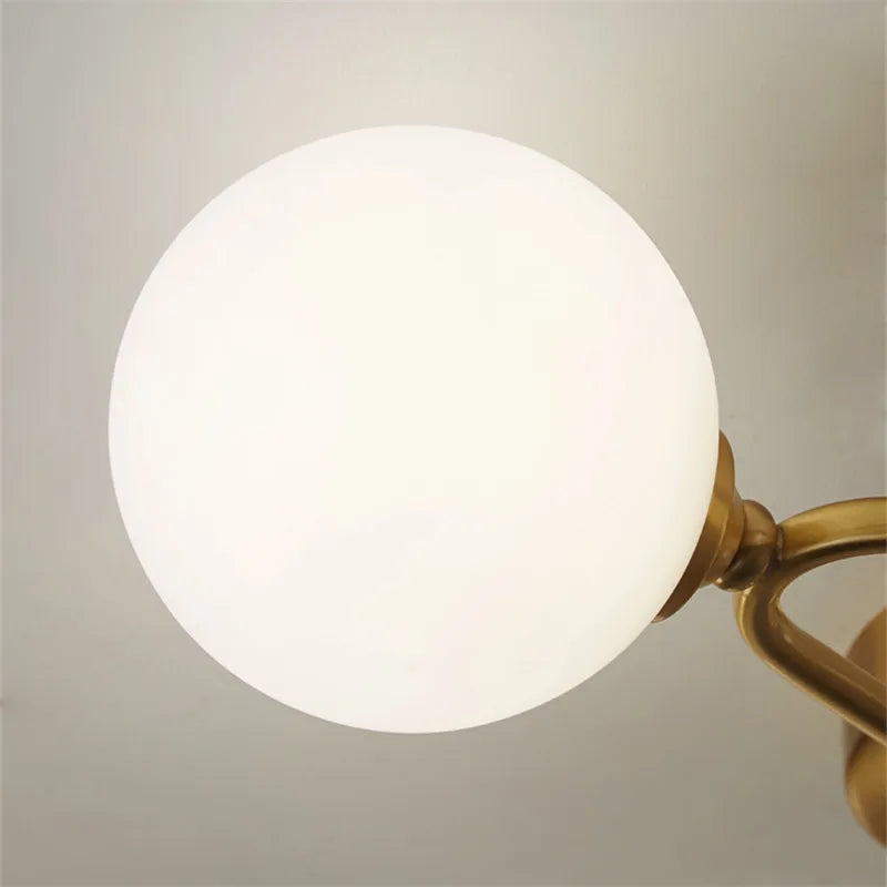 Plafonnier moderne en verre doré design nordique élégant intérieur décoratif Gautier Intervalle - Esprit Épuré & Harmonie Intérieure