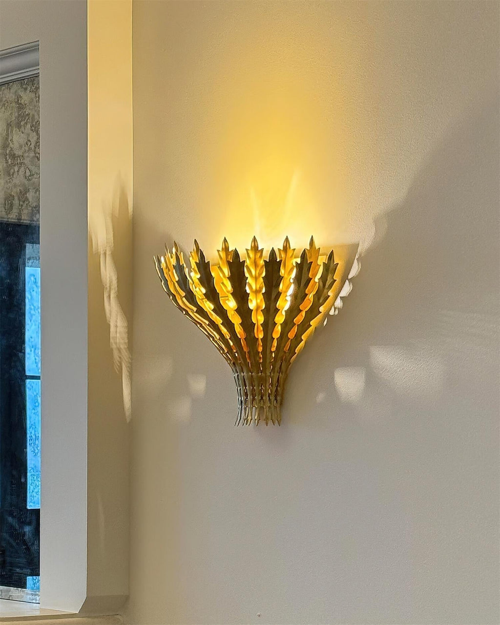 Applique Murale Fait à La Main Feuille Motif Corps Élégant - Neutralighting