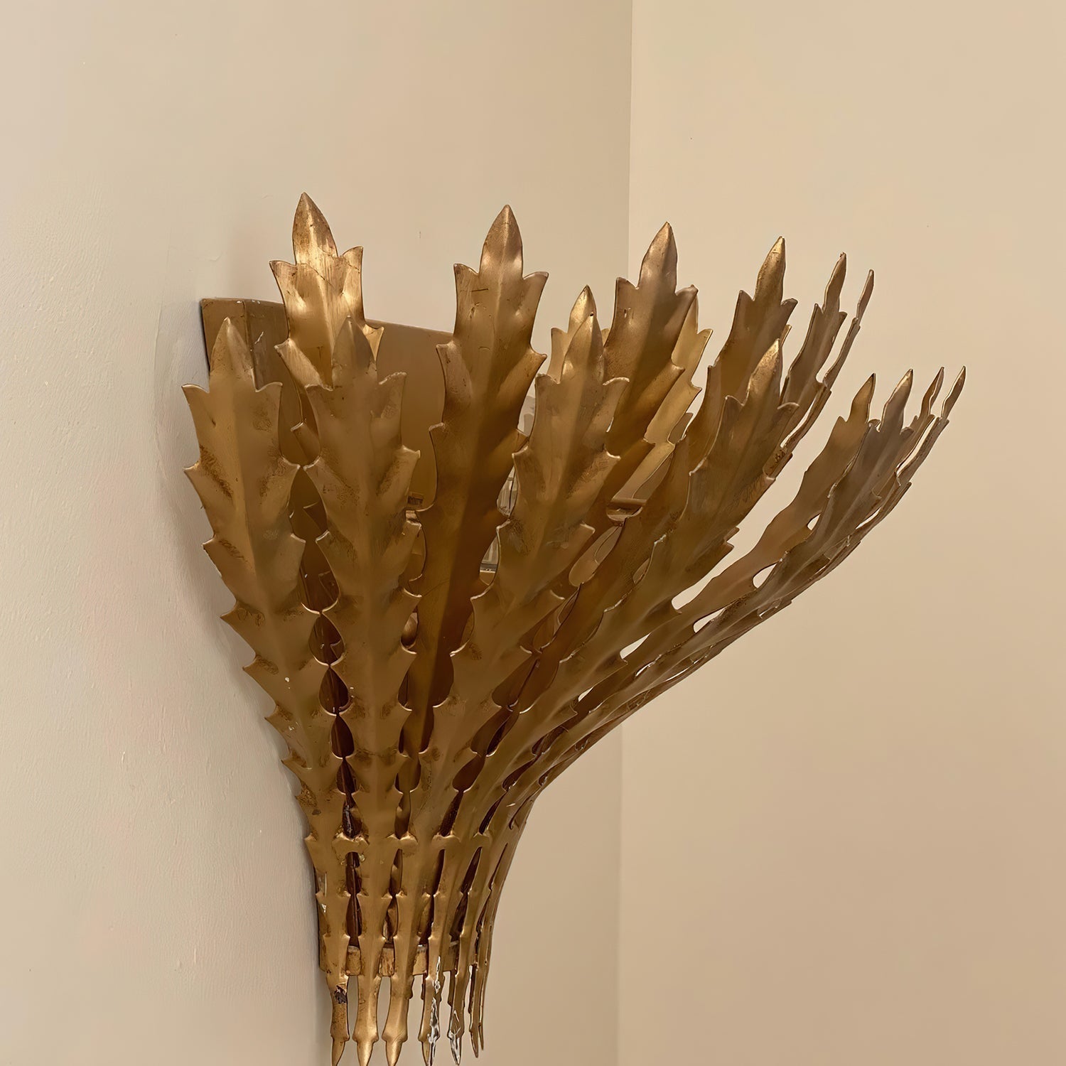 Applique Murale Fait à La Main Feuille Motif Corps Élégant - Neutralighting