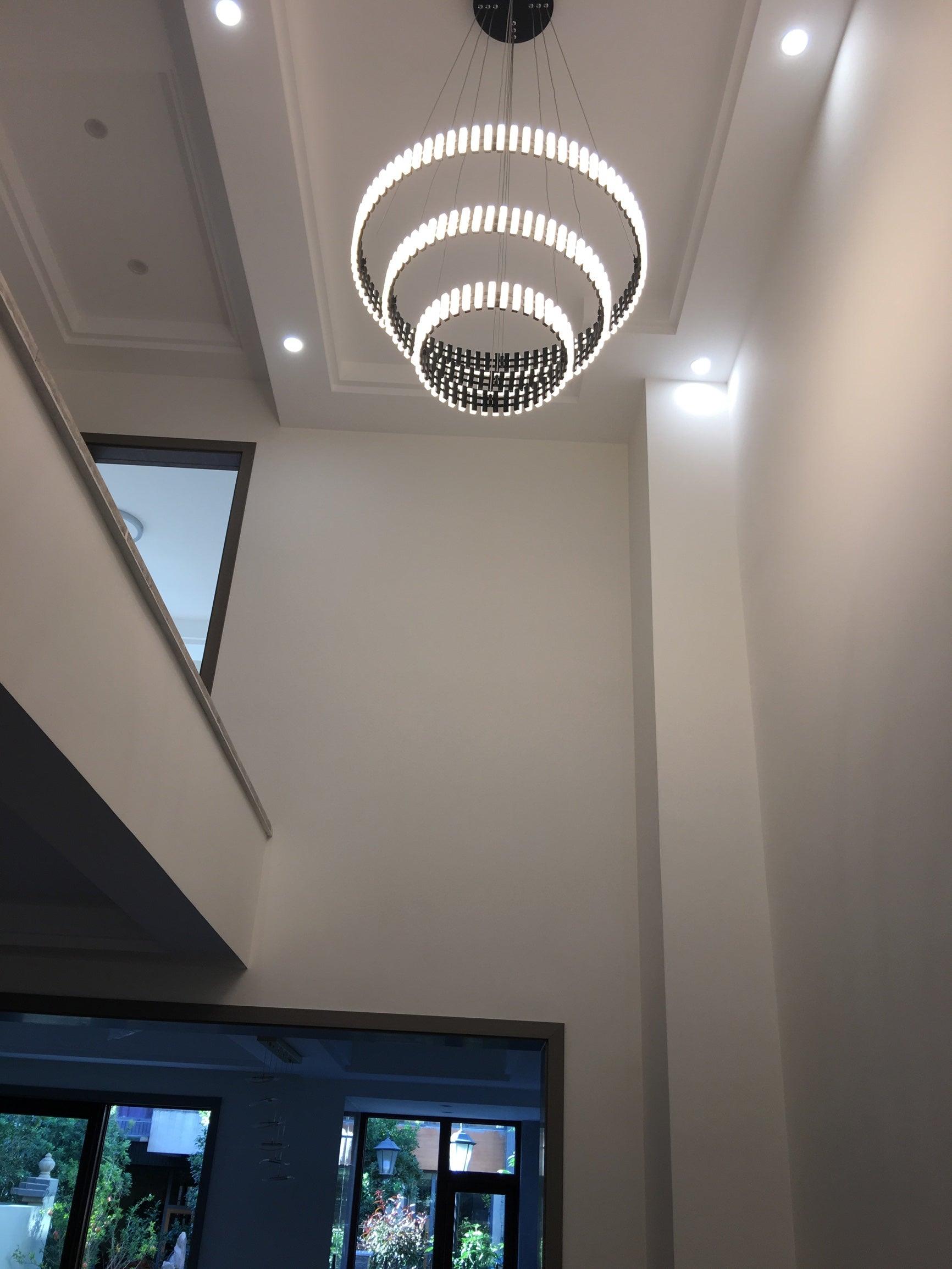 Rivo Lustre Moderne en Métal - Neutralighting