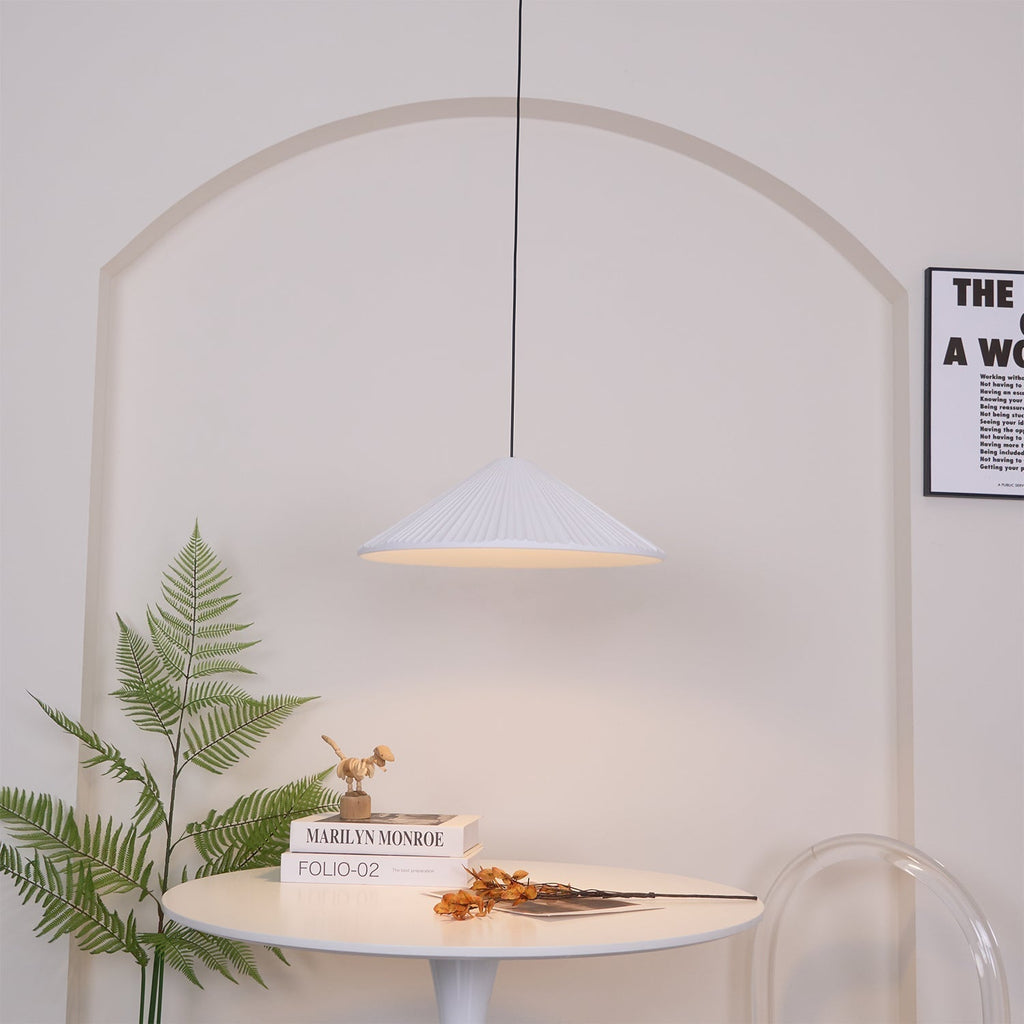 Cone Lampe Suspendue Minimaliste en Résine Chapeau - Neutralighting