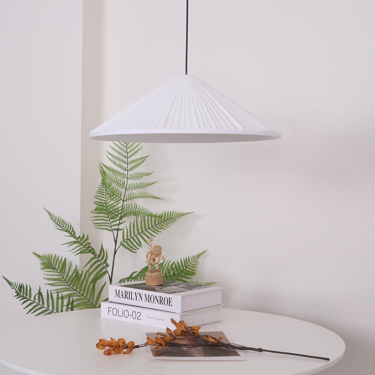 Cone Lampe Suspendue Minimaliste en Résine Chapeau - Neutralighting