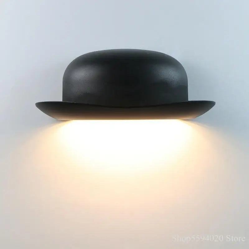 Applique murale — Extérieure à LED en forme de chapeau de paille